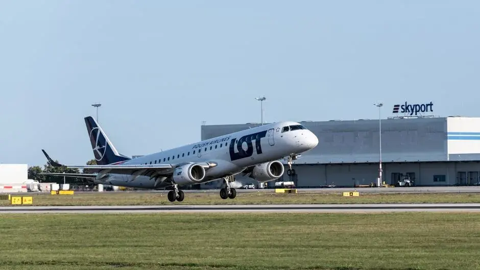 Reforma TAROM: Guvernul Niculescu propune grupul aeronautic național